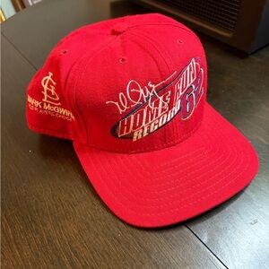 Mark McGwire Home Run Record 62 Cap from 1998